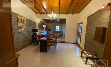 Casa en Meglioli casi Av. Punta de Rieles