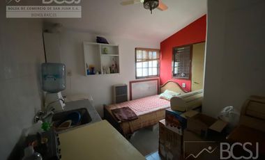 Casa en Meglioli casi Av. Punta de Rieles