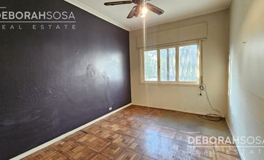 Venta Casa 5 ambientes con parque más locales comerciales en Boulogne - Chalet de estilo!