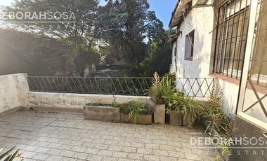 Venta Casa 5 ambientes con parque más locales comerciales en Boulogne - Chalet de estilo!