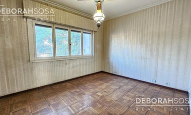 Venta Casa 5 ambientes con parque más locales comerciales en Boulogne - Chalet de estilo!