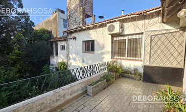 Venta Casa 5 ambientes con parque más locales comerciales en Boulogne - Chalet de estilo!