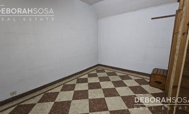 Venta Casa 5 ambientes con parque más locales comerciales en Boulogne - Chalet de estilo!