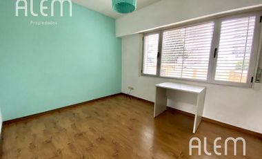 Departamento de 3 dormitorios en venta en Lomas de Zamora