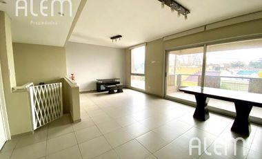 Departamento de 3 dormitorios en venta en Lomas de Zamora