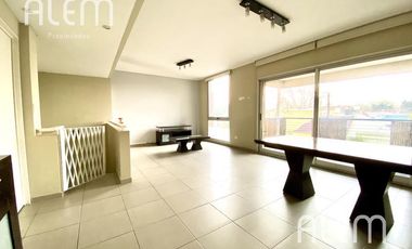 Departamento de 3 dormitorios en venta en Lomas de Zamora