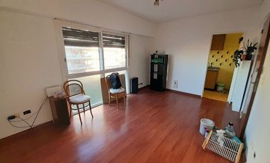 Olivos - Excelente ubicación! Monoambiente con Cocina separada y vista abierta!