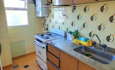 Olivos - Excelente ubicación! Monoambiente con Cocina separada y vista abierta!