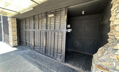 Venta Local  de 550 m2 en Lanús