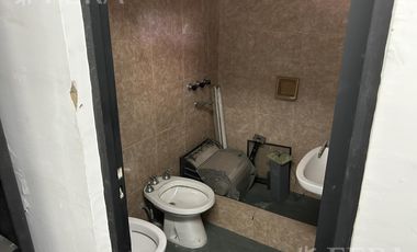 Venta Local  de 550 m2 en Lanús