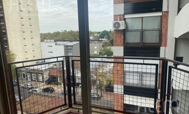Departamento 2 ambientes en venta en Lomas