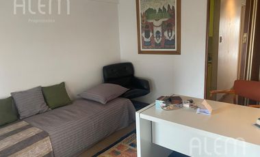 Departamento 2 ambientes en venta en Lomas