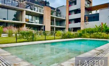 Duplex en Square 39, Pilar