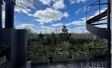 Duplex en Square 39, Pilar