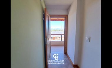 VENTA Departamento 2 dorm Amoblado Balcón Cochera y Baulera Complejo Patagonia Villa La Angostura