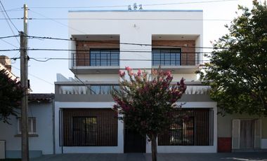 PH en Venta en San Jose PB con Jardín y Cochera