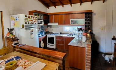 VENTA PH 4 AMBIENTES REFACCIONADO CON TERRAZA
