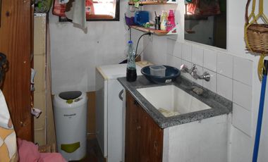 VENTA PH 4 AMBIENTES REFACCIONADO CON TERRAZA