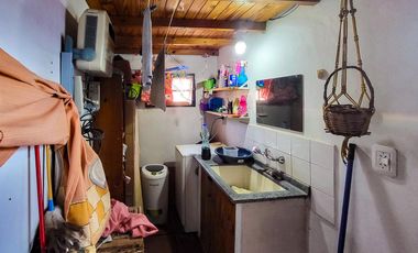 VENTA PH 4 AMBIENTES REFACCIONADO CON TERRAZA