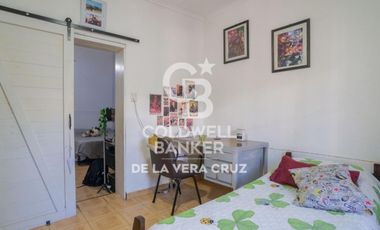Casa  3 dormitorios, con patio y cochera en Fomento 9 de julio