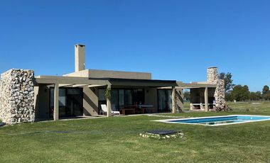 Casa en Estancia Villa Maria