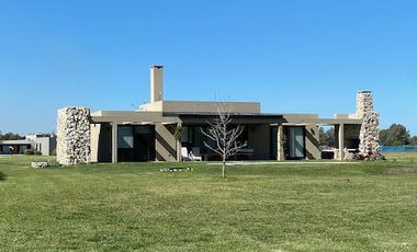 Casa en Estancia Villa Maria