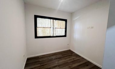Moderna casa en venta tres dormitorios, apta crédito !!