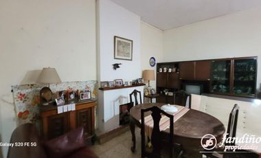 Casa en Lomas de Zamora Este