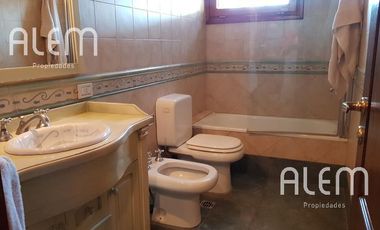 Casa en venta en Adrogué
