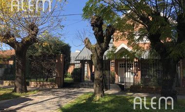 Casa en venta en Adrogué