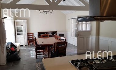 Casa en venta en Adrogué
