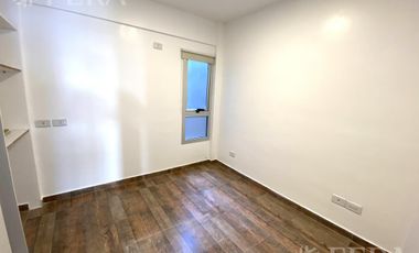 Venta de Departamento de 2 ambientes en Wilde con patio y cochera opcional (24324)