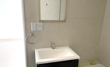 Venta de Departamento de 2 ambientes en Wilde con patio y cochera opcional (24324)