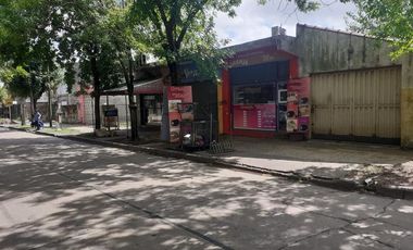 Edificio Comercial - Luis Guillon
