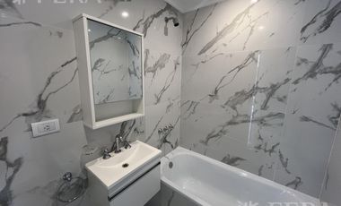 Venta de departamento 1 ambiente con balcón en Wilde