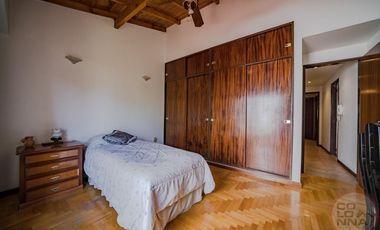 Casa de 7 ambientes en Venta, Caseros, Partido de Tres de Febrero, Provincia de Buenos Aires.