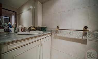 Casa de 7 ambientes en Venta, Caseros, Partido de Tres de Febrero, Provincia de Buenos Aires.