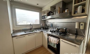 Venta departamento 5 ambientes con balcón y baulera en Avellaneda