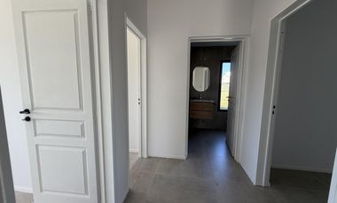 Casa a estrenar en San Sebastian Sector 7!!