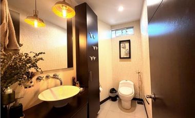 Vendo casa de dos niveles en conjunto en cajica