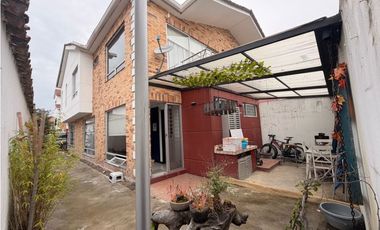 Vendo casa de dos niveles en conjunto en cajica