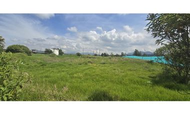 Venta de Lote 2.000 M2 Comercial - Industrial