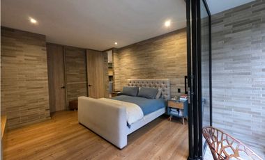 Vendo moderno y amplio apartaestudio, 1 alcoba, Poblado parte baja