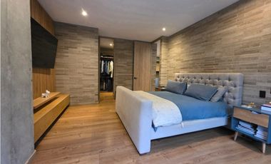 Vendo moderno y amplio apartaestudio, 1 alcoba, Poblado parte baja