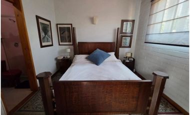 HERMOSA CASA EN VENTA EL POBLADO, JARDN, TRANQUILIDAD