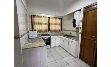 Casa 5 Ambientes en Los Troncos