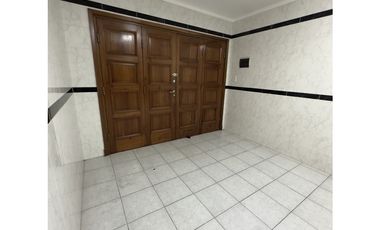 Casa 5 Ambientes en Los Troncos
