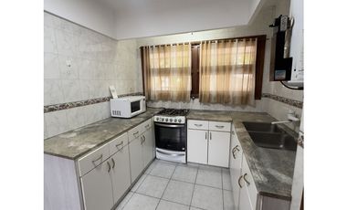 Casa 5 Ambientes en Los Troncos