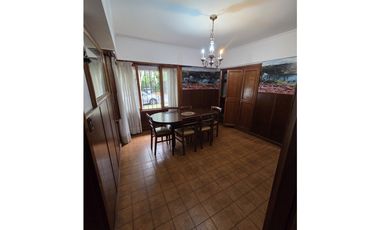 Casa 5 Ambientes en Los Troncos
