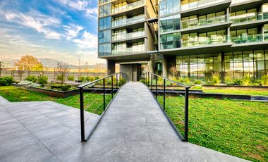 Av. Las Condes 10800 (2 Est /1 Bod) [3167-4]